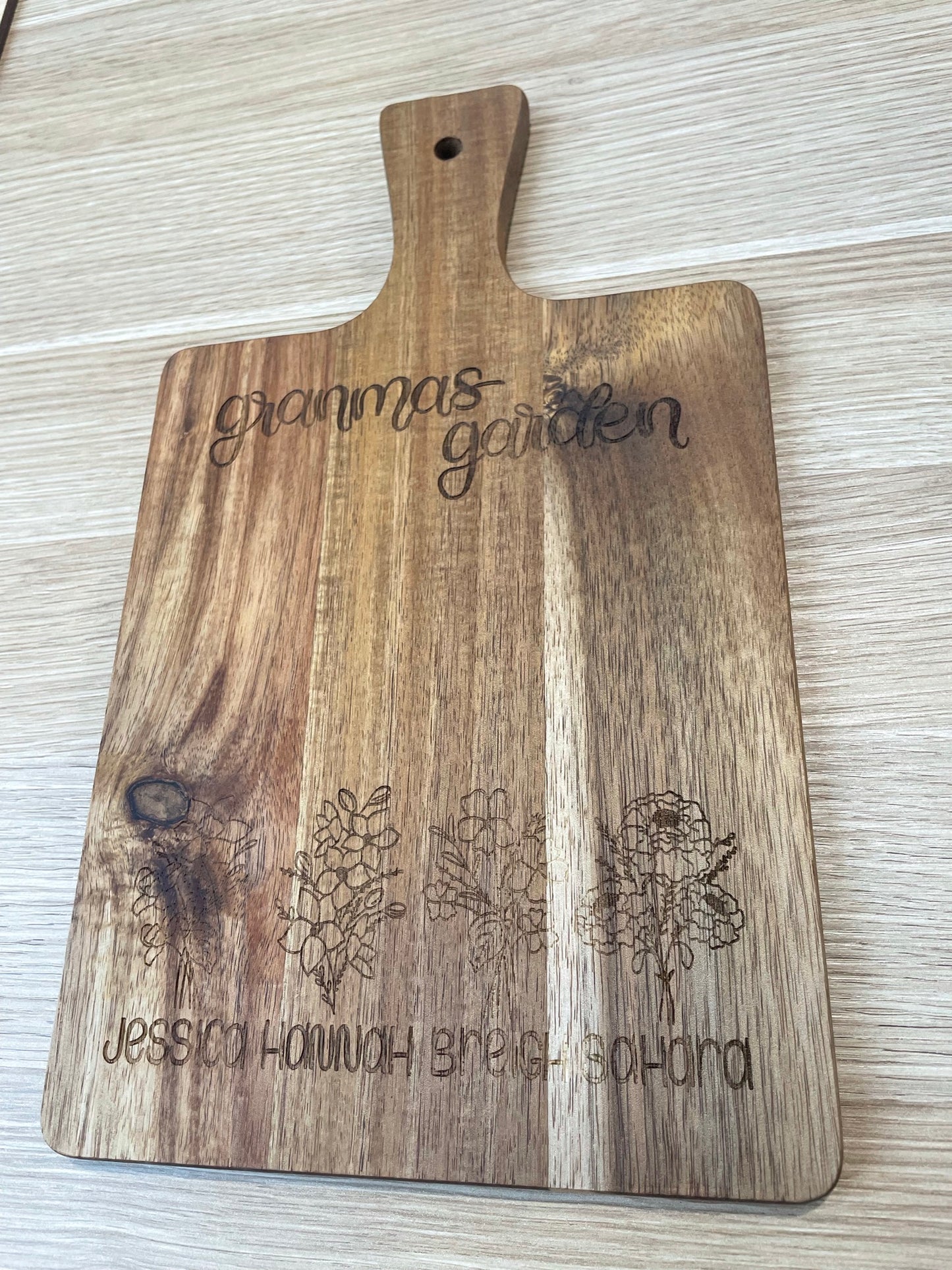 Grandma Garden (customisable) - Chopping Board
